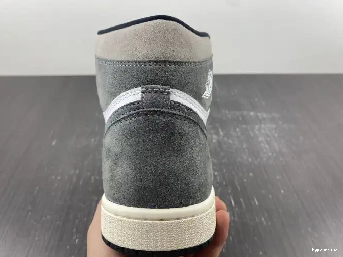 HYPE Retro 1 Jordan Black OG High DZ5485-051 Washed 0420